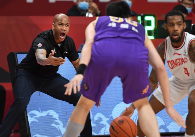 开云中国-年轻广州压哨反超豪华北控 CBA收官日悲喜两重天